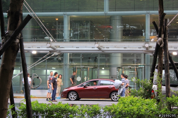 HOT!!!補獲CIVIC9拍廣告+疑似modulo CRZ