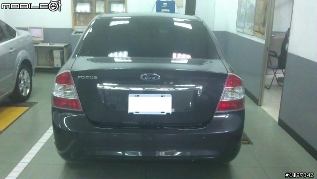好日、領車、雨天、FOCUS 1.8 4D 豪華版不專業開箱文…
