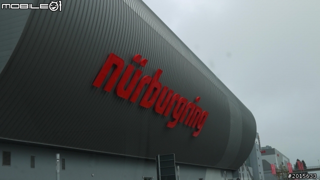 2012德國旅行番外篇-紐柏林賽道 ( Nürburgring ) 初體驗 (圖多)