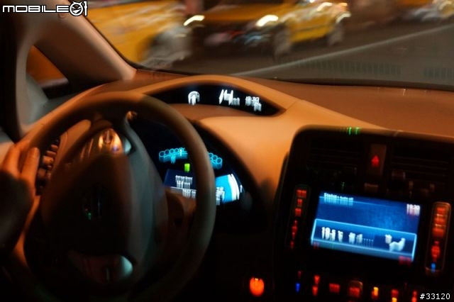 ♛這台車車豈只是卡哇伊而已♛環保低碳全電力量產車~~日產LEAF試乘記