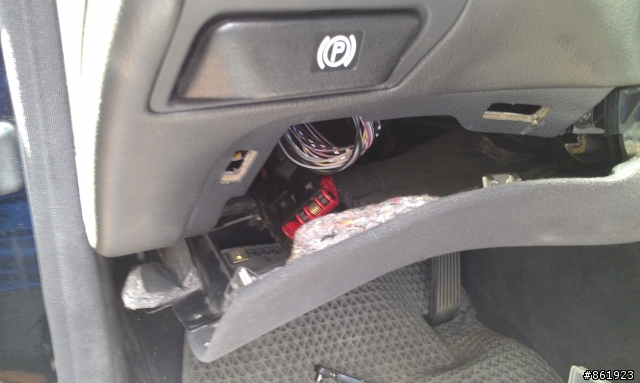 W210 剎車燈開關(Brake Light Switch), 油位感知器(Oil level sensor)更換及機油壓力測試口油漬