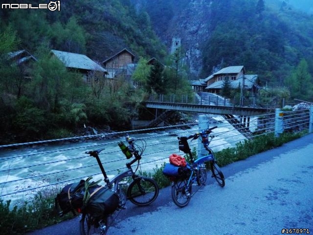 不積矽步無以至千里:ORi小折雙騎巴郎山