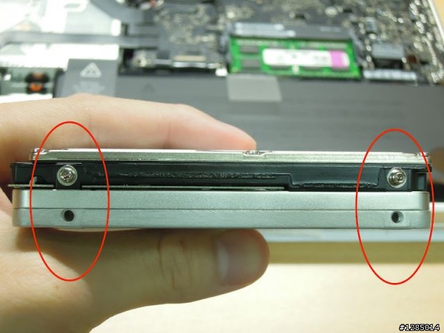 Macbook Pro 13.3 2011 Early 雙硬碟改機教學 & Intel 330 120G SSD 開箱文