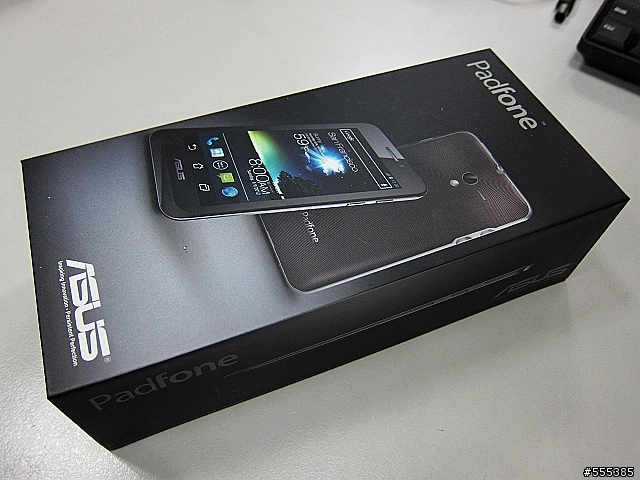 ASUS Padfone 純手機含保護殼-開箱圖