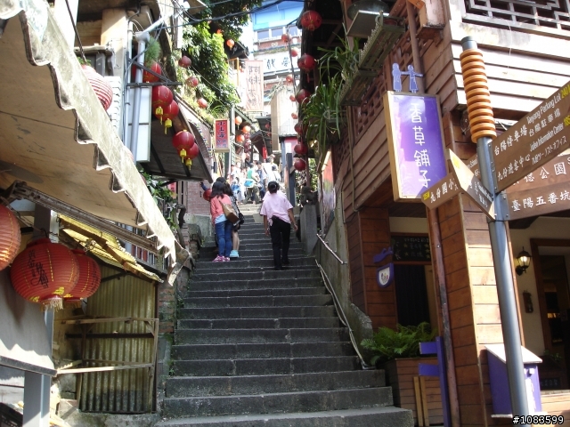 汐平失焦、十分桐花、五分蝴蝶、九份芋圓