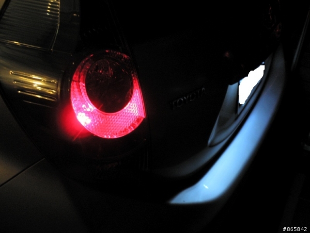 Prius C 極光銀OPEN (晚開箱)