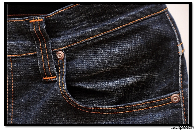 【分享】Nudie Grim Tim Organic White Knee Slim Jeans