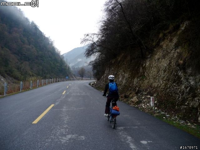 不積矽步無以至千里:ORi小折雙騎巴郎山