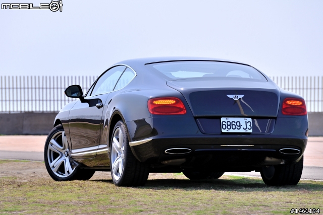 盡擁自在心境 Bentley Continental GT