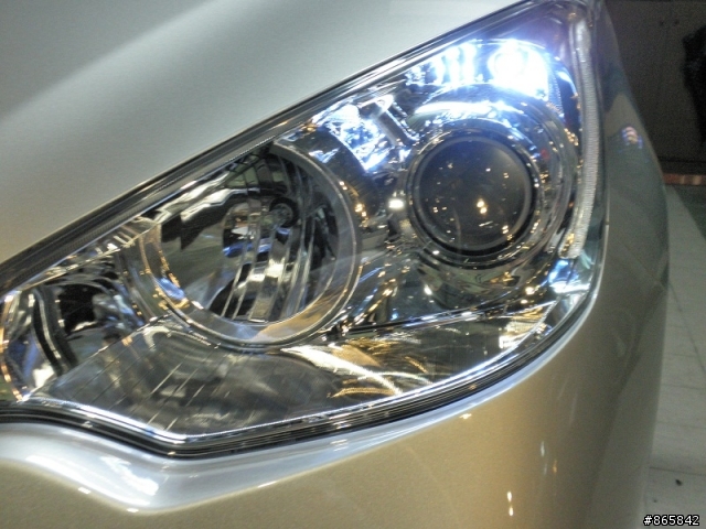 Prius C 極光銀OPEN (晚開箱)