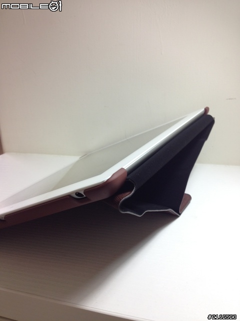 【簡單開箱】ozaki iCoat Y型保護套 for new iPad - 還是多考慮一下吧 ><