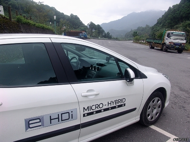 PEUGEOT 308 1.6 e-HDi 全民鑑賞 節能時尚2天1夜輕體驗.....(文章落落長)