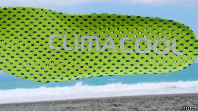 360度全方位透心涼跑鞋-adidas跑鞋試用活動心得分享_Climacool Seduction男鞋
