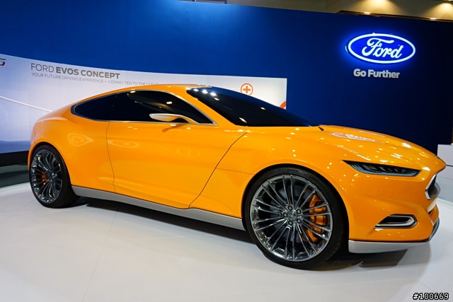 2012 Computex 福特展區 含 啟動影片 - Ford 2012 New Focus + EVOS Concept
