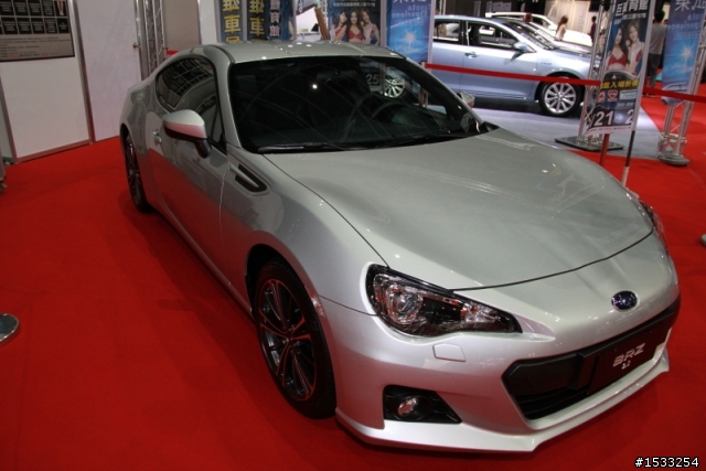 高雄車展逛一圈