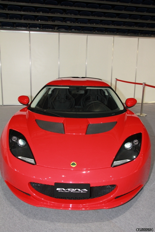 高雄車展逛一圈