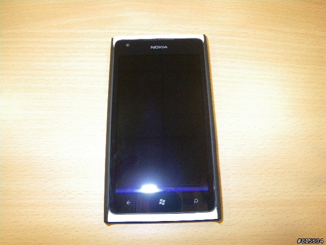 Win8 vs 7.8 想買就買, 不想買就不要買 Nokia Lumia 900 開箱