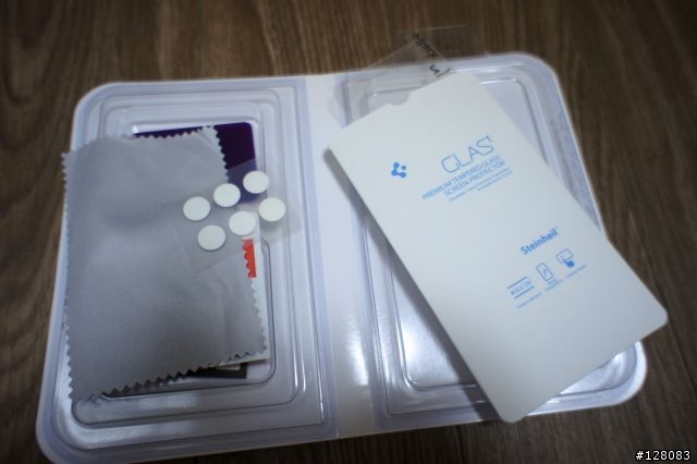 分享:SPIGEN SPG 玻璃螢幕保護貼 GLASt Glass Protector
