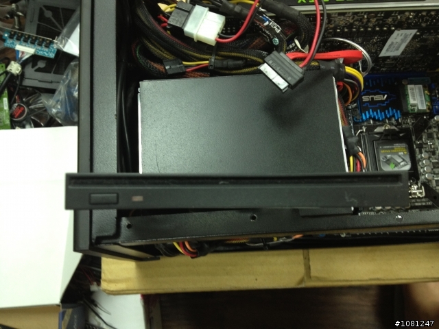 超強小鋼砲...銀欣SG07機殼 安裝Asus P8Z77-I Deluxe + I7 3770K+GTX690