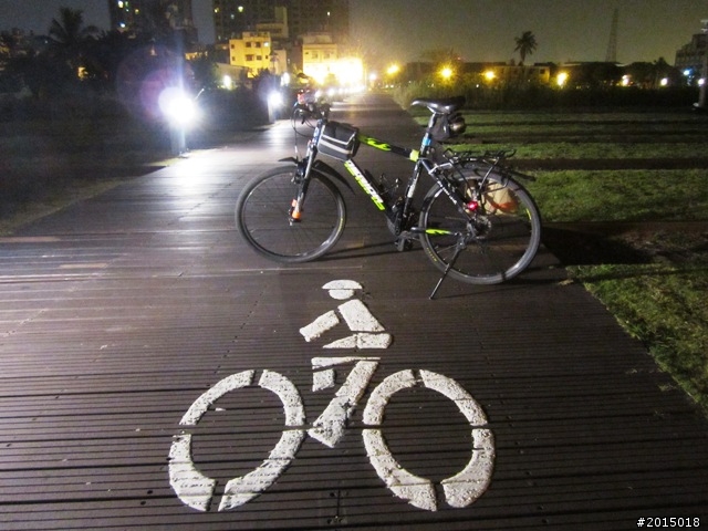 【城市漫遊番外篇】夜的獨白–港都自行車道午夜特輯