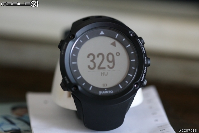 開箱:Suunto Ambit GPS OutDoor錶(黑色)開箱分享