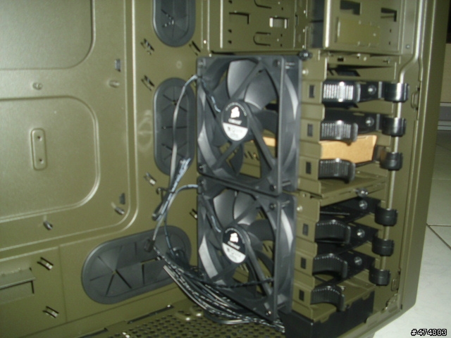 濕內褲的逆襲~~~CORSAIR VANGEANCE C70 機殼不專業開箱