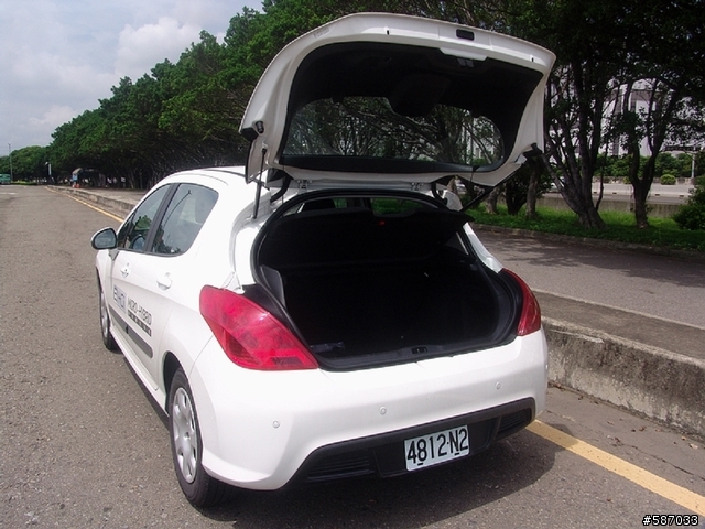 PEUGEOT 308 1.6 e-HDi 全民鑑賞 節能時尚2天1夜輕體驗.....(文章落落長)