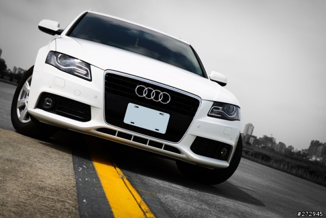 AUDI A4 AVANT遲來的開箱文