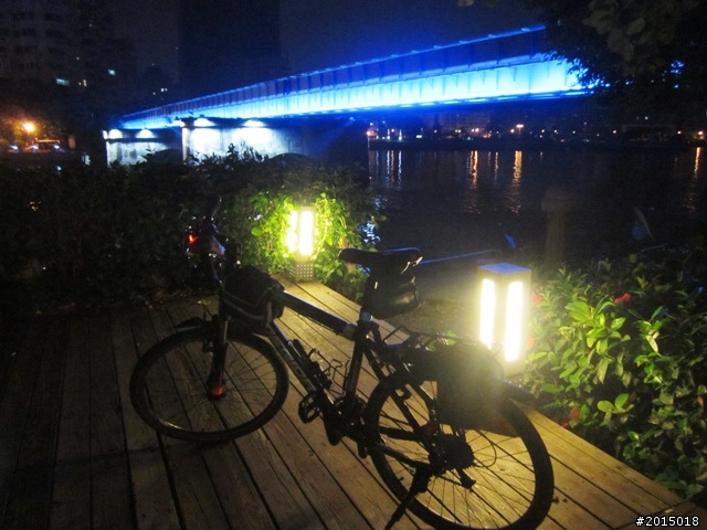 【城市漫遊番外篇】夜的獨白–港都自行車道午夜特輯