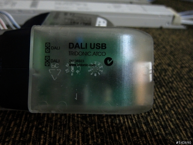 打造自己的家用燈控系統 ─ DALI 燈控測試開箱