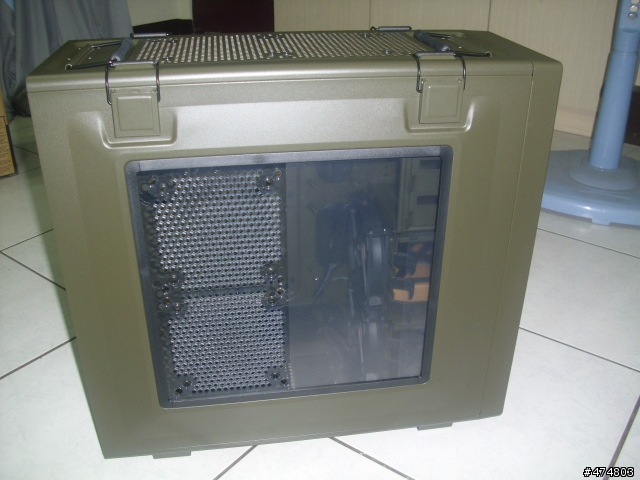 濕內褲的逆襲~~~CORSAIR VANGEANCE C70 機殼不專業開箱