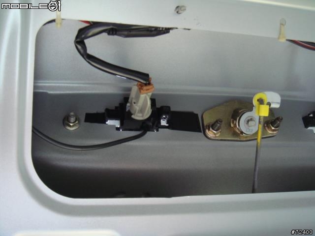 NISSAN SENTRA M1倒車攝影DIY