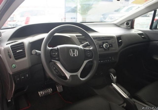 CIVIC9 豪華版比一比:東風本田與台灣本田