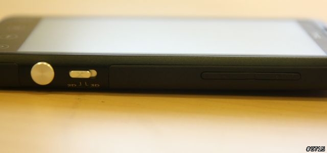 HTC EVO 3D 開箱分享