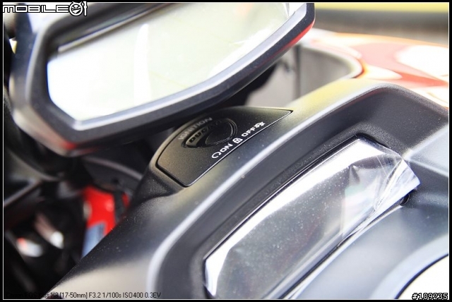 暗黑破壞神--DUCATI DIAVEL Carbon 開箱+ZARD & T-REV