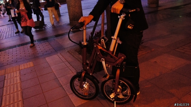 輕鬆通勤!! MOBIKY 方便性大考驗!! 6點下班時間台北車站到忠孝復興實測~