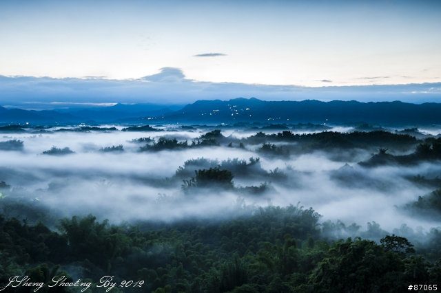 圓夢!!D700實現!!24-85 f2.8-4D 初衝二寮巧遇景!!
