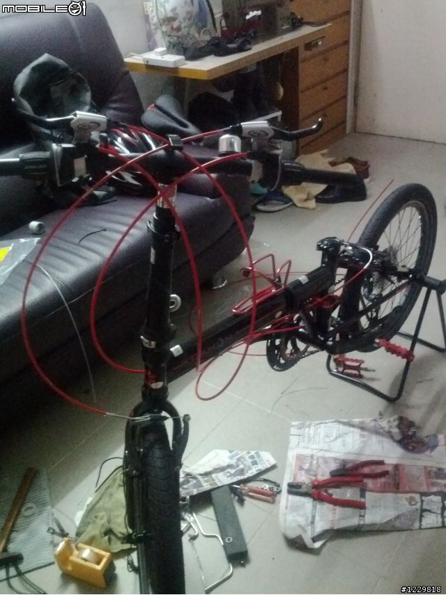 小黑紅變裝記 (Dahon SP8 重新走線, 加雙盤, 換人間肉球) 完