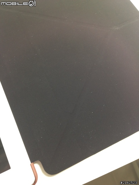 【簡單開箱】ozaki iCoat Y型保護套 for new iPad - 還是多考慮一下吧 ><