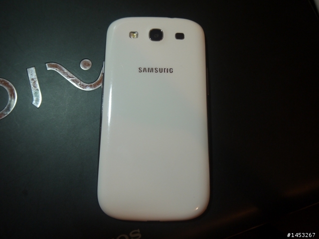 中華電信Samsung SIII全機包膜外加鑽石貼小開箱