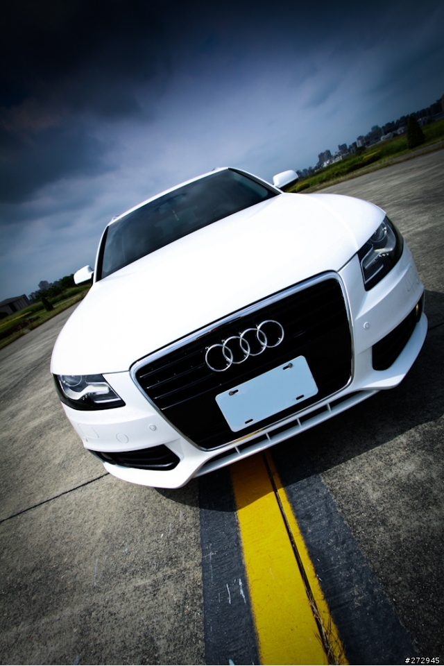 AUDI A4 AVANT遲來的開箱文