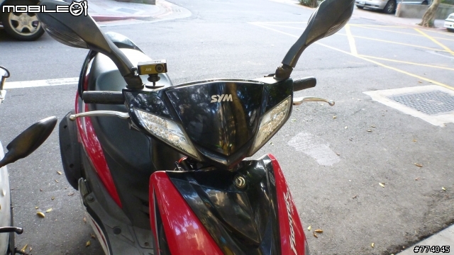 Fighter 改裝點菸器及加裝行車紀錄器