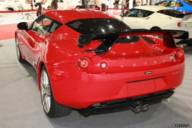 高雄車展逛一圈