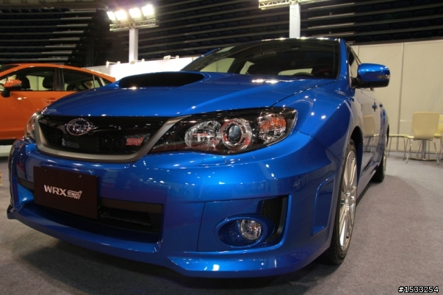 高雄車展逛一圈