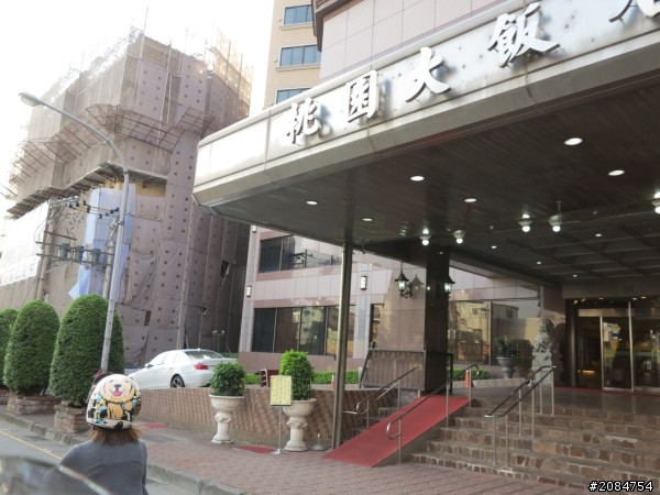 省道一姐輕省生活,奔馳吧小綿羊與大野狼。