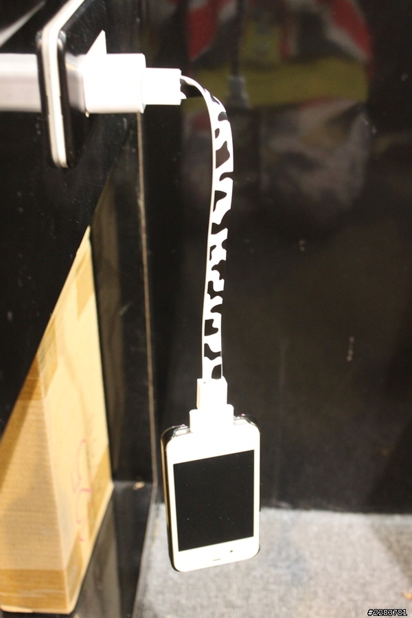 【開箱】Timer Apple Color Cable 傳輸扁線