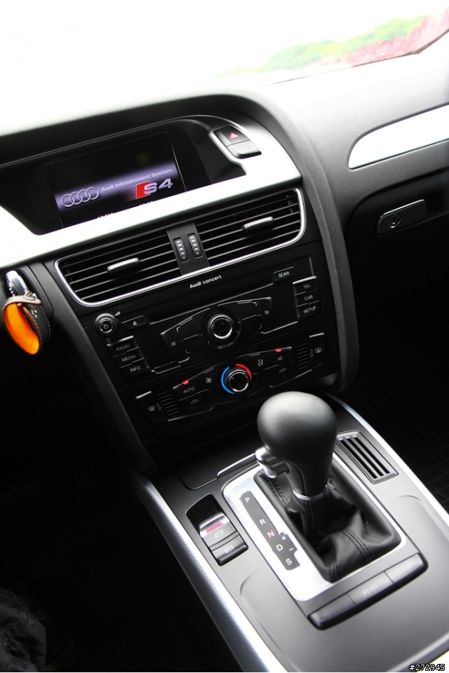 AUDI A4 AVANT遲來的開箱文