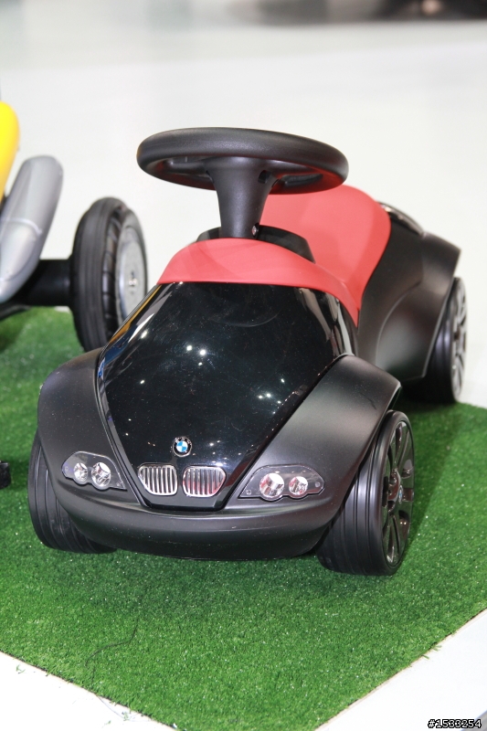 高雄車展逛一圈