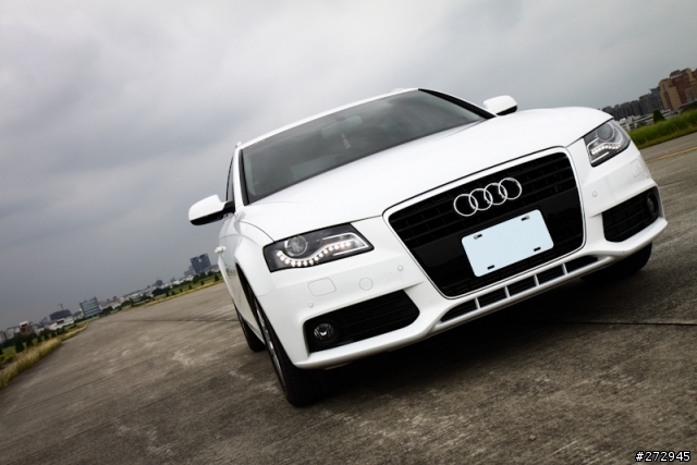 AUDI A4 AVANT遲來的開箱文