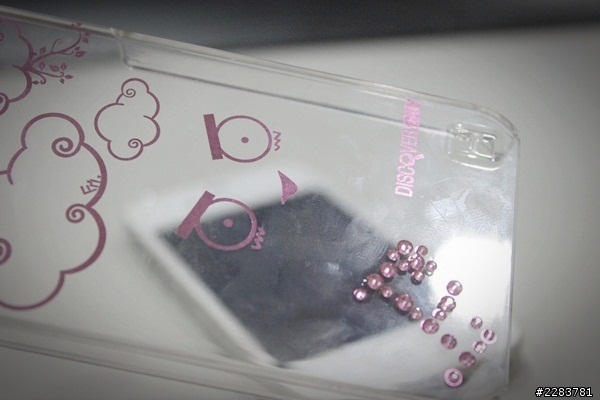 【開箱】Discovery buy iPhone 4S 施華洛世奇粉鑽殼